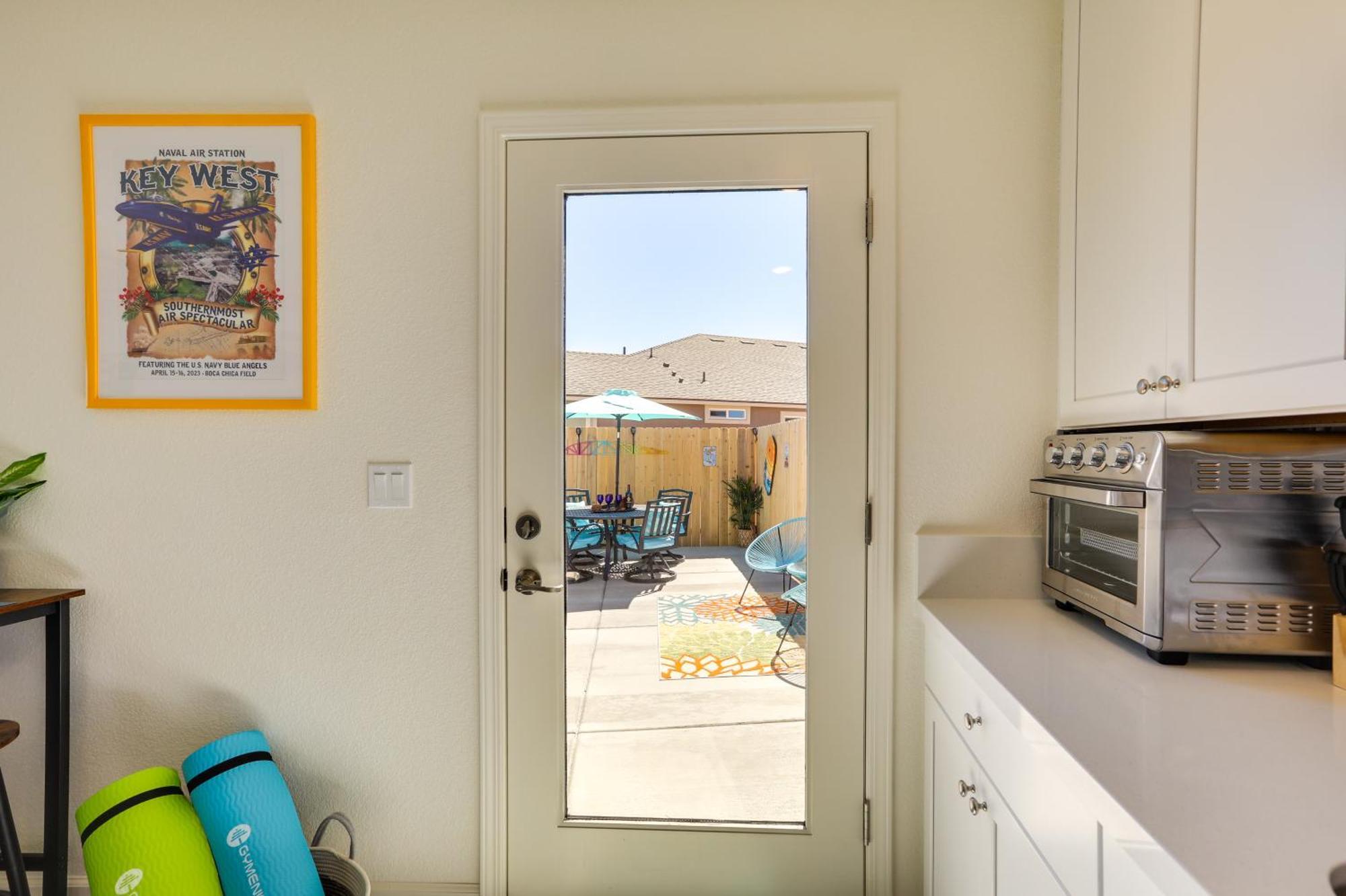Newly Built Sparks Home With Hot Tub 12 Mi To Reno! Exterior photo